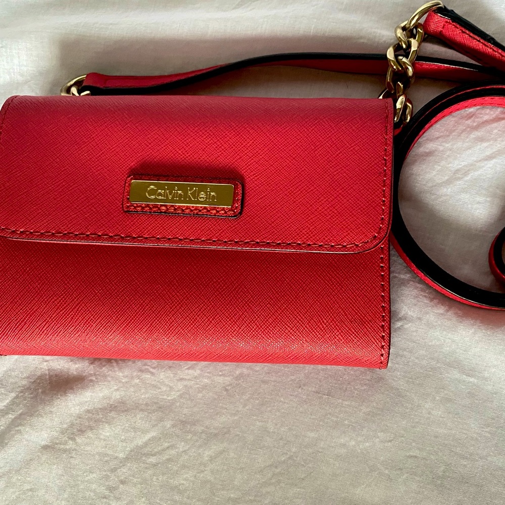 Calvin Klein Crossbody Clutch